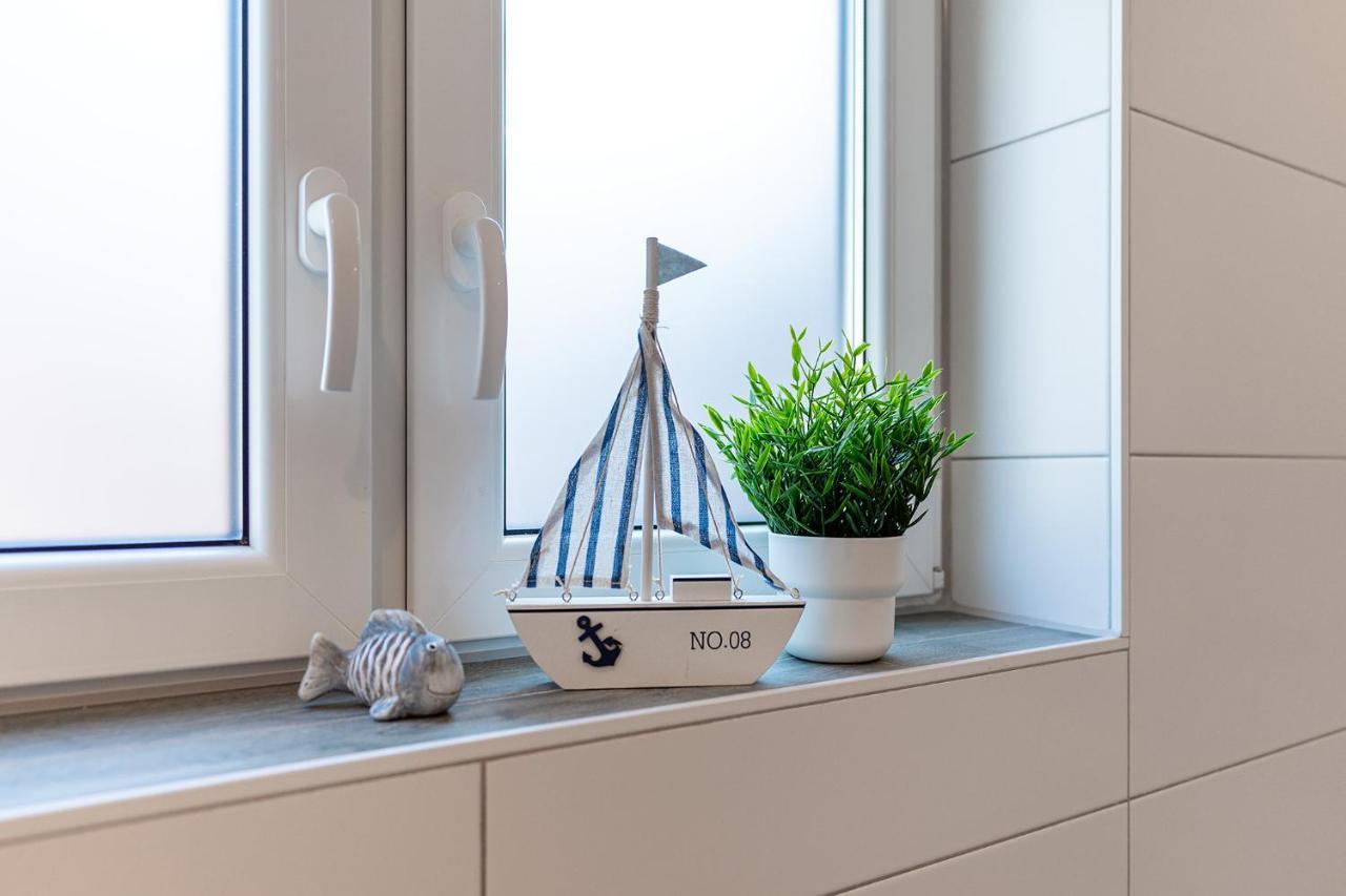 Haus Pirola Esens Apartment Luaran gambar